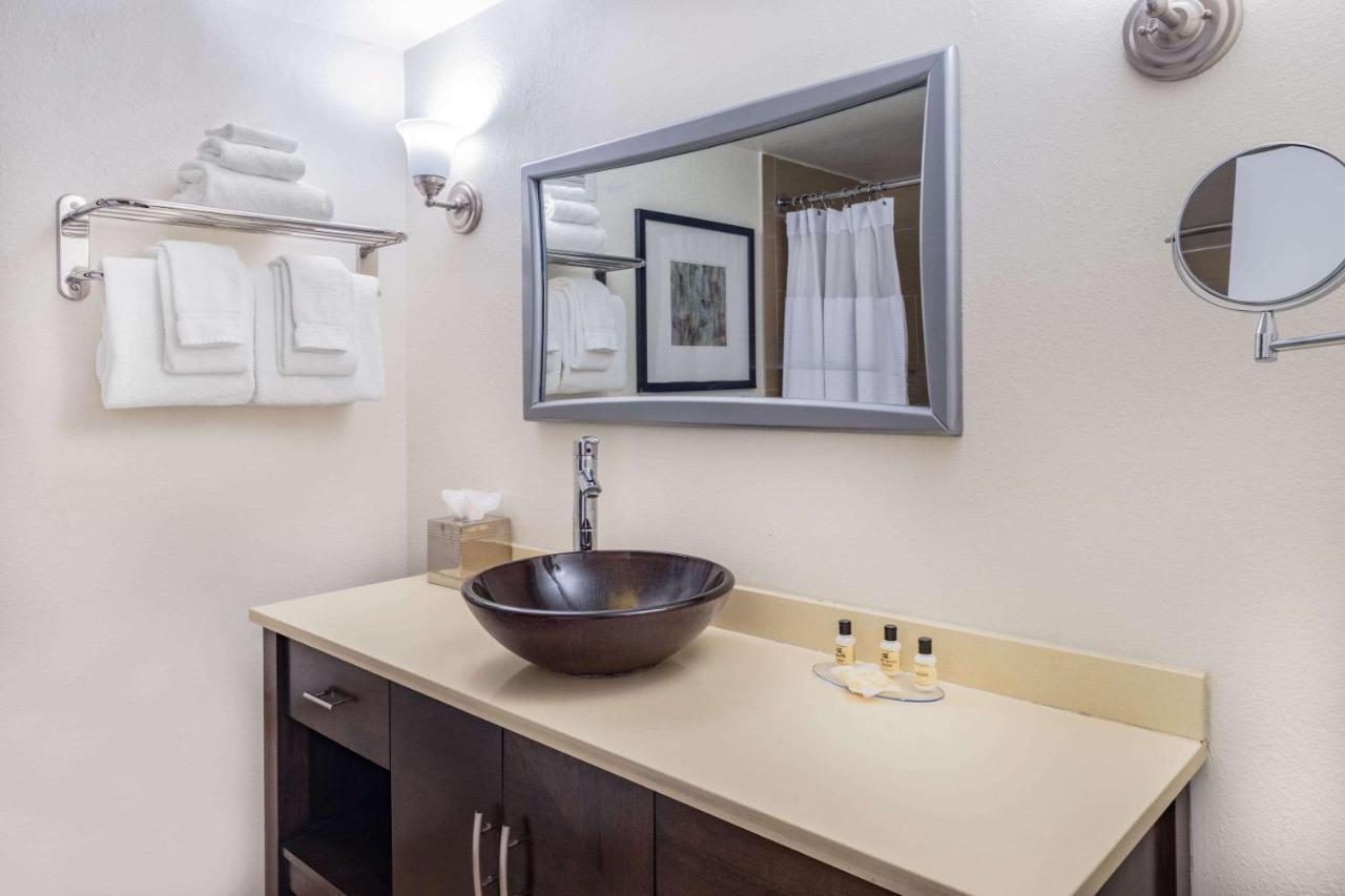 Hotel Wyndham Sacramento Carmichael Esterno foto
