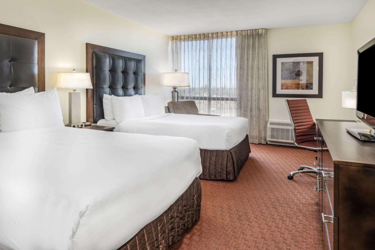 Hotel Wyndham Sacramento Carmichael Esterno foto