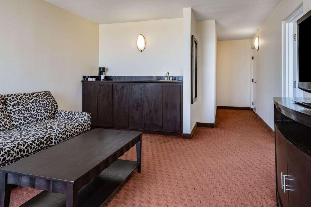 Hotel Wyndham Sacramento Carmichael Esterno foto