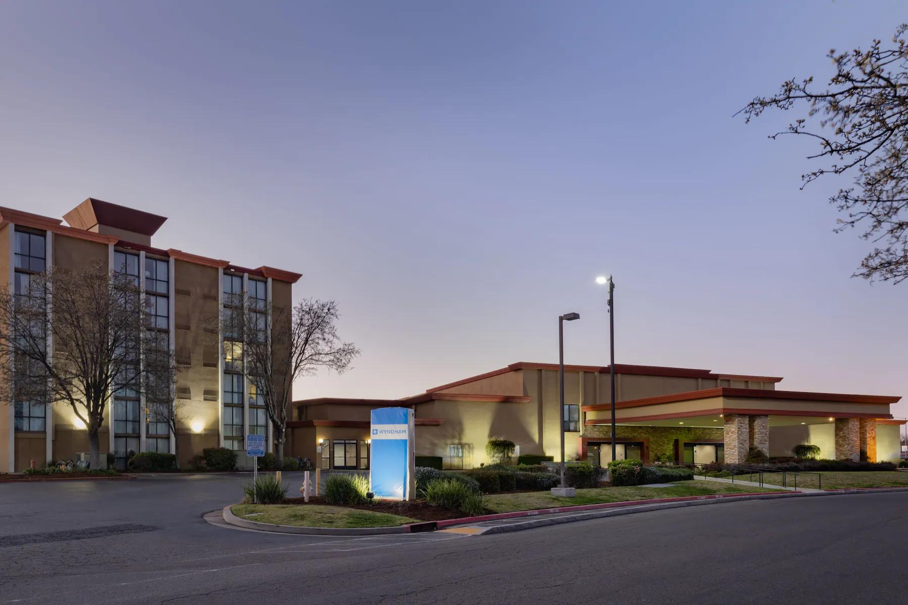 Hotel Wyndham Sacramento Carmichael Esterno foto